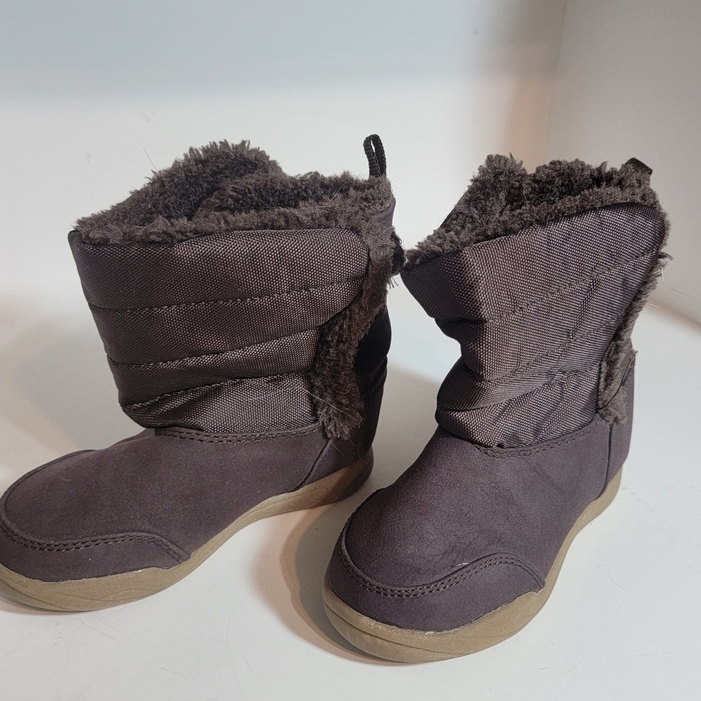 Toddlers Boots, Brown Fur Lined, Size 6 , for boys or girls